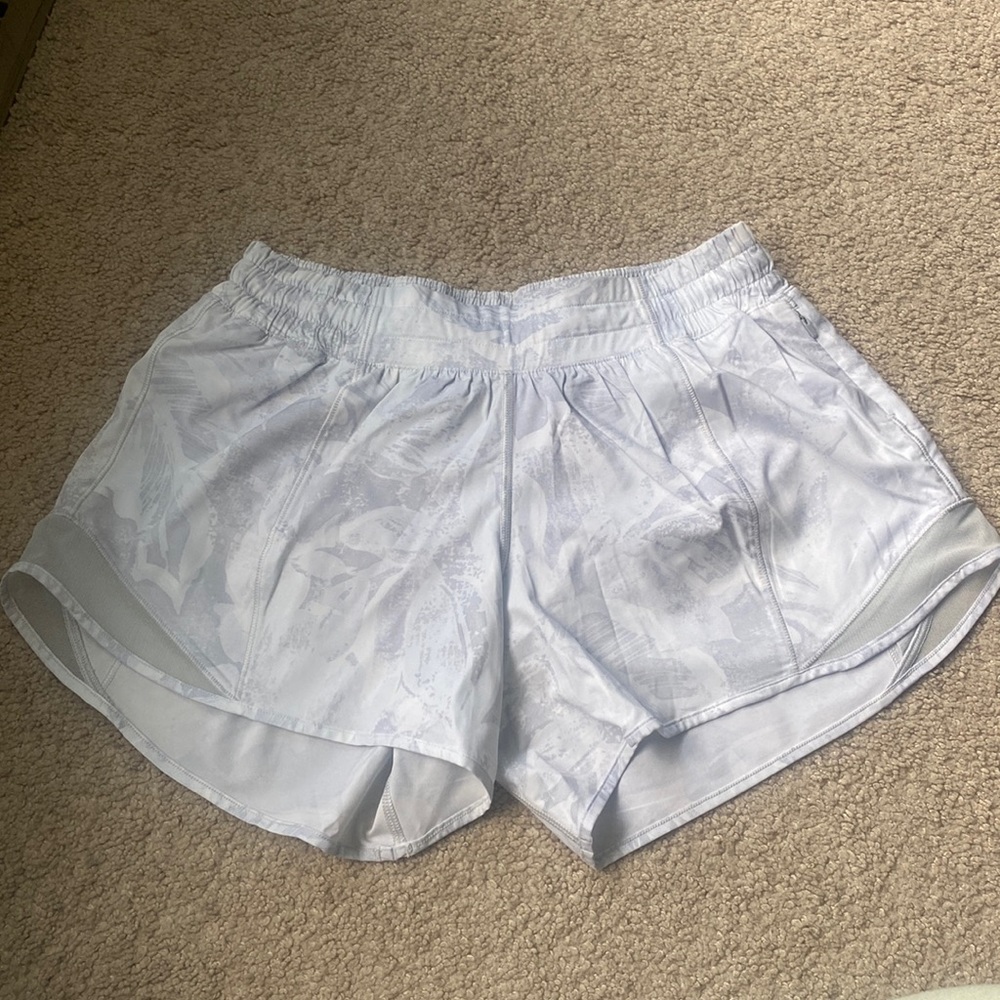 Lululemon hotty hot shorts